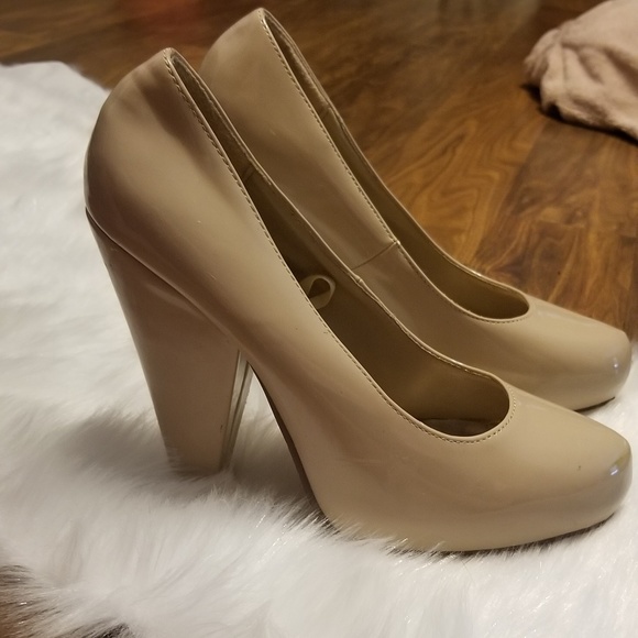 Forever 21 Shoes - Forever 21 Taupe shoes